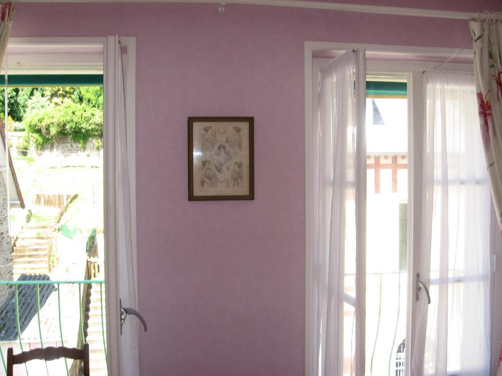 Bed and Breakfast A L'Abri Des Vents Saint-Jean-le-Thomas Habitación foto